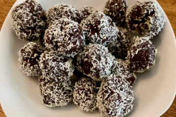 SCD Peanut Butter and Jelly Date Balls