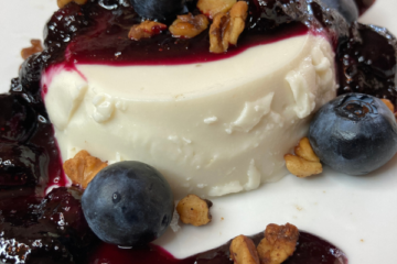 SCD Recipe - Yogurt Panna Cotta with Blueberry Sauce